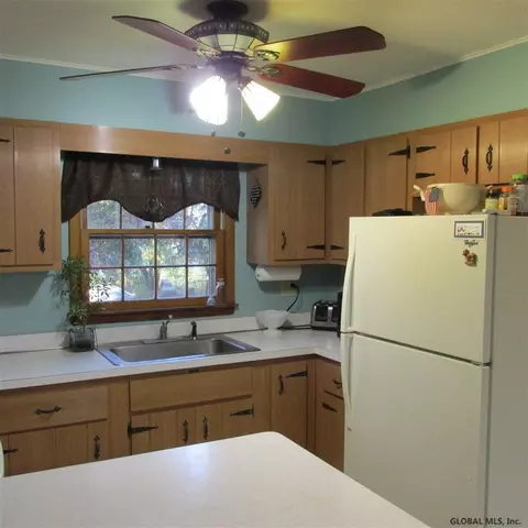 31 Lakeside Dr, Castleton, NY 12033 photo 16