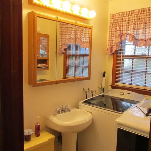 31 Lakeside Dr, Castleton, NY 12033 photo 14