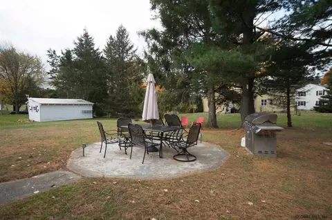 6 Weiser St, Glenmont, NY 12077 photo 5