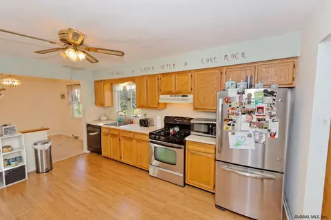 2 Terry Ave, Schenectady, NY 12303 photo 11