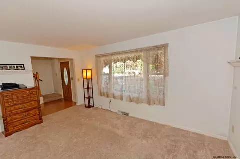 2 Terry Ave, Schenectady, NY 12303 photo 6