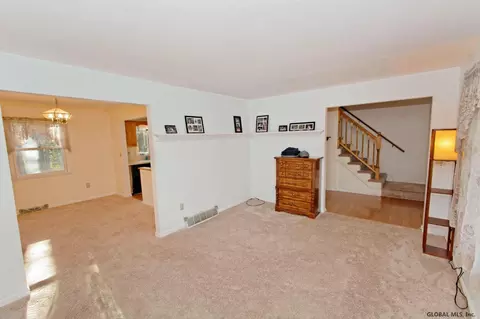 2 Terry Ave, Schenectady, NY 12303 photo 5