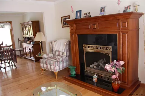 930 3rd Ave, Troy, NY 12182 photo 11