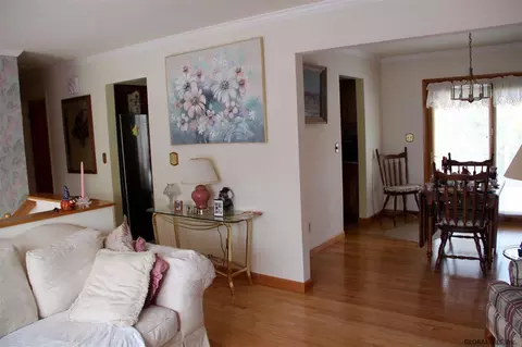 930 3rd Ave, Troy, NY 12182 photo 9
