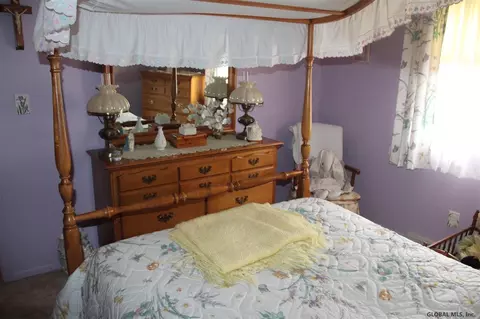 930 3rd Ave, Troy, NY 12182 photo 14