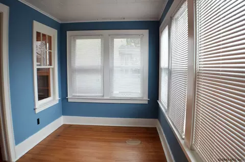 813 Harrison Ave, Schenectady, NY 12306 photo 4