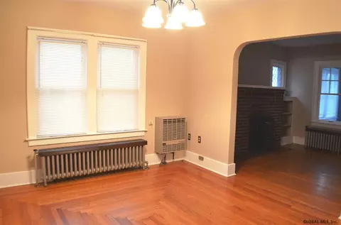 813 Harrison Ave, Schenectady, NY 12306 photo 11