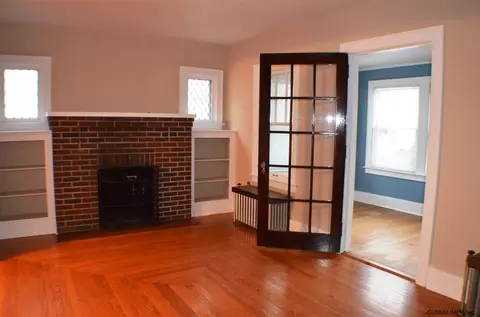 813 Harrison Ave, Schenectady, NY 12306 photo 5