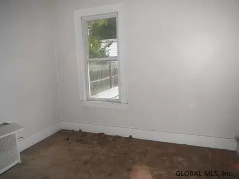 853 Harrison Ave, Schenectady, NY 12306 photo 8