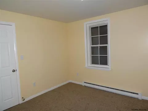 330 Division St, Schenectady, NY 12304 photo 17