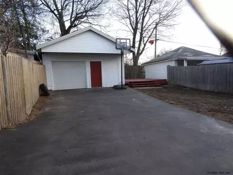 330 Division St, Schenectady, NY 12304 photo 21