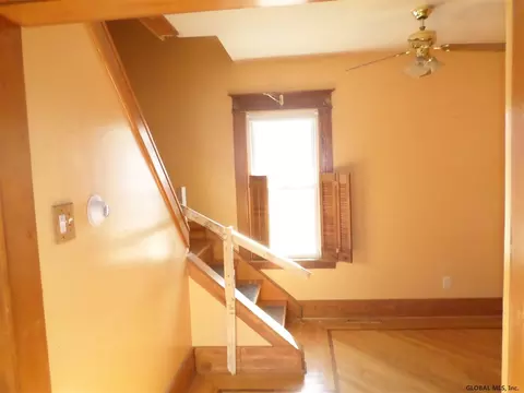 757 Draper Ave, Schenectady, NY 12306 photo 8