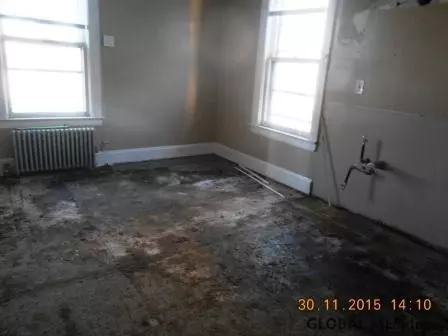 705 Mcclellan St, Schenectady, NY 12304 photo 7