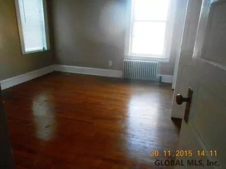 705 Mcclellan St, Schenectady, NY 12304 photo 8
