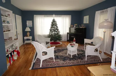 12 Roe Rd, Melrose, NY 12121 photo 5