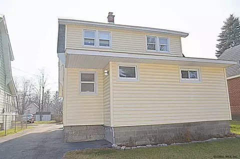 2037 William St, Schenectady, NY 12306 photo 12