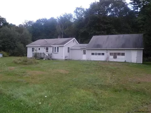 128 Cherry Plain Sq, Cherry Plain, NY 12040 photo 1