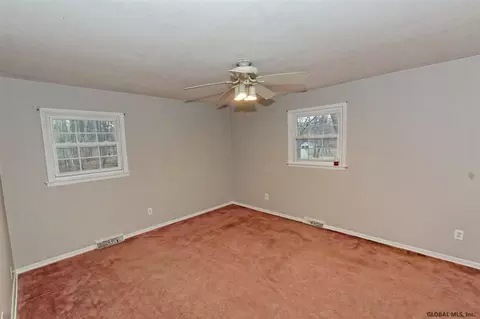 1 Gilmore Ter, Schenectady, NY 12303 photo 17