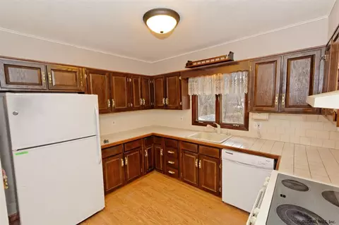 1 Gilmore Ter, Schenectady, NY 12303 photo 8