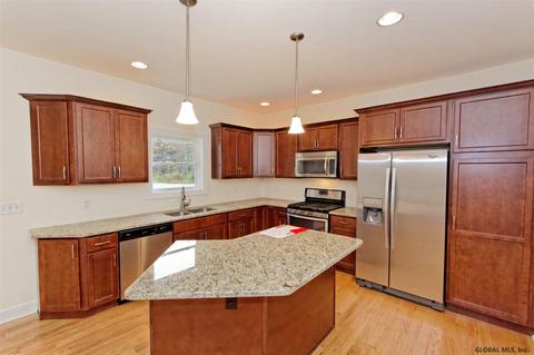 49 Dunsbach Rd, Halfmoon, NY 12065 photo 11