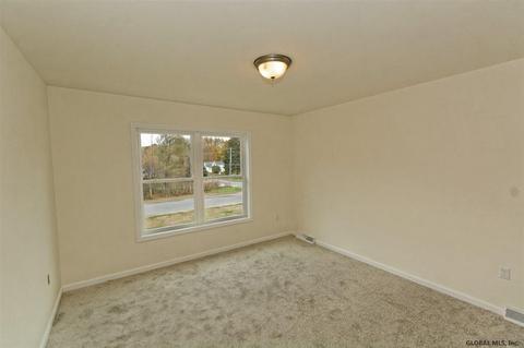49 Dunsbach Rd, Halfmoon, NY 12065 photo 20