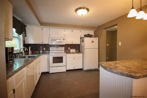 153 Dow St, Cobleskill, NY 12043 photo 3