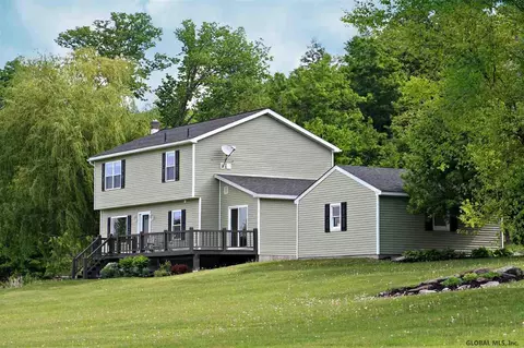153 Dow St, Cobleskill, NY 12043 photo 2