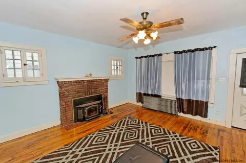 1809 Jerome Ave, Schenectady, NY 12306 photo 4