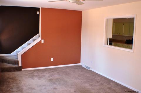 1075 Walnut Ave, Schenectady, NY 12306 photo 16