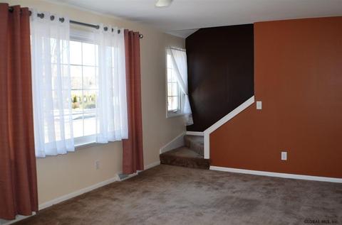 1075 Walnut Ave, Schenectady, NY 12306 photo 15