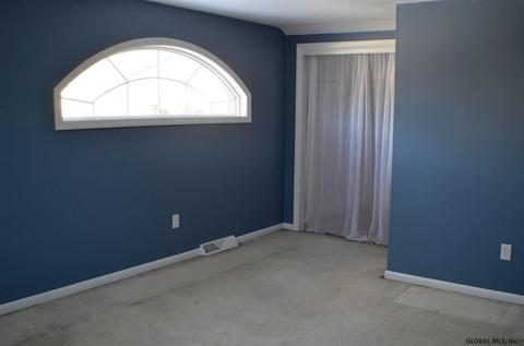 1075 Walnut Ave, Schenectady, NY 12306 photo 17