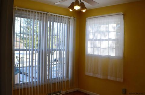 1075 Walnut Ave, Schenectady, NY 12306 photo 21