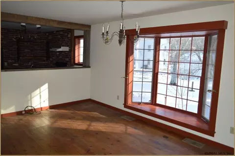 82 S Main St, Danby, VT 05739 photo 8