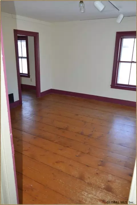 82 S Main St, Danby, VT 05739 photo 19
