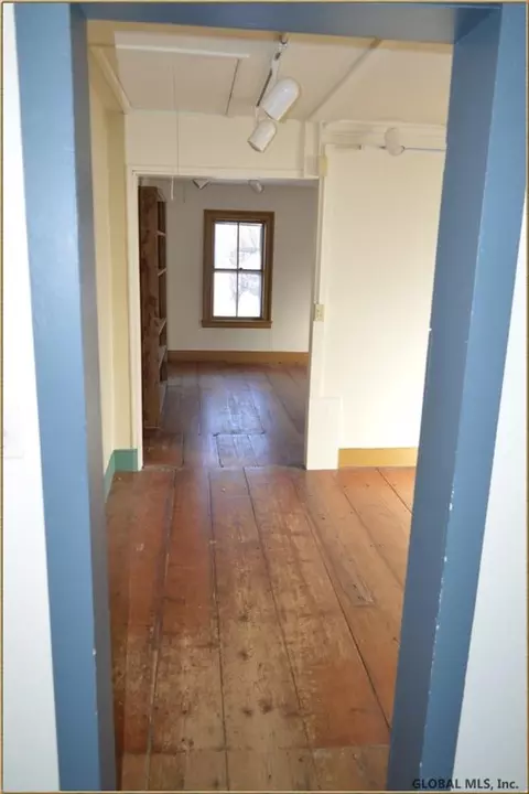 82 S Main St, Danby, VT 05739 photo 22