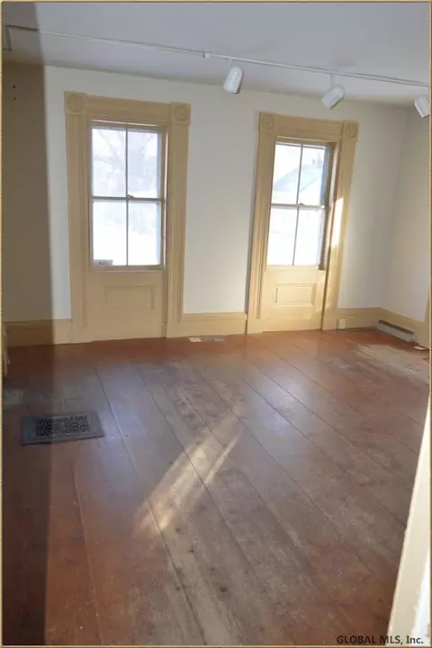 82 S Main St, Danby, VT 05739 photo 15