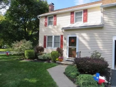 2001 Mcclellan St, Schenectady, NY 12309 photo 25