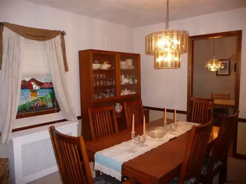 2001 Mcclellan St, Schenectady, NY 12309 photo 4