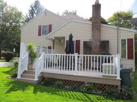 2001 Mcclellan St, Schenectady, NY 12309 photo 24