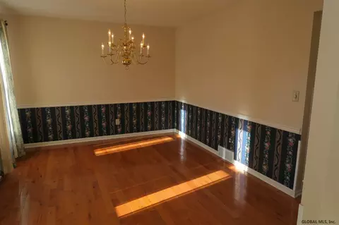 101 Iroquois Trl, Slingerlands, NY 12159 photo 5