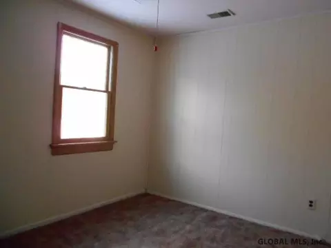 52 Guideboard Rd, Waterford, NY 12188 photo 8
