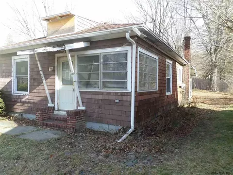 94 Jerome Ave, Cairo, NY 12413 photo 3