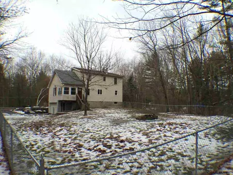 39 Edie Rd, Saratoga Springs, NY 12866 photo 22