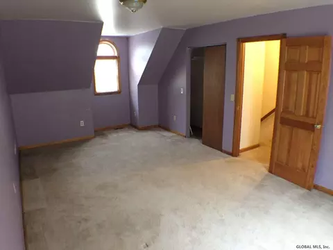 39 Edie Rd, Saratoga Springs, NY 12866 photo 18