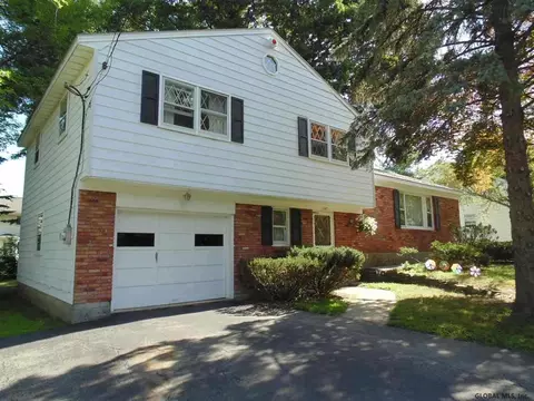 1145 Hendrickson Ave, Schenectady, NY 12309 photo 1