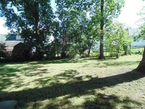 1145 Hendrickson Ave, Schenectady, NY 12309 photo 24