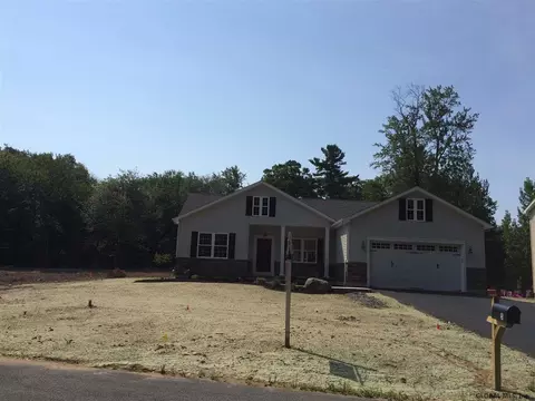 9 Michael Dr, Schenectady, NY 12303 photo 1
