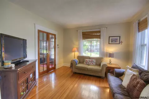 852 Harrison Ave, Schenectady, NY 12306 photo 13