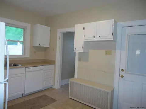 336 12th St, Schenectady, NY 12306 photo 12