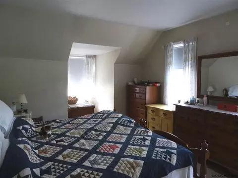 1338 Mcclellan St, Schenectady, NY 12309 photo 14